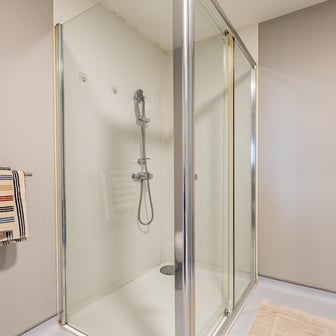 Platinum Studio Floors 1-6 - Image 7